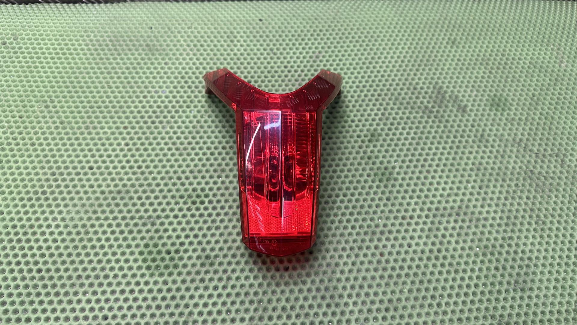 Блок задних фонарей 63217671155