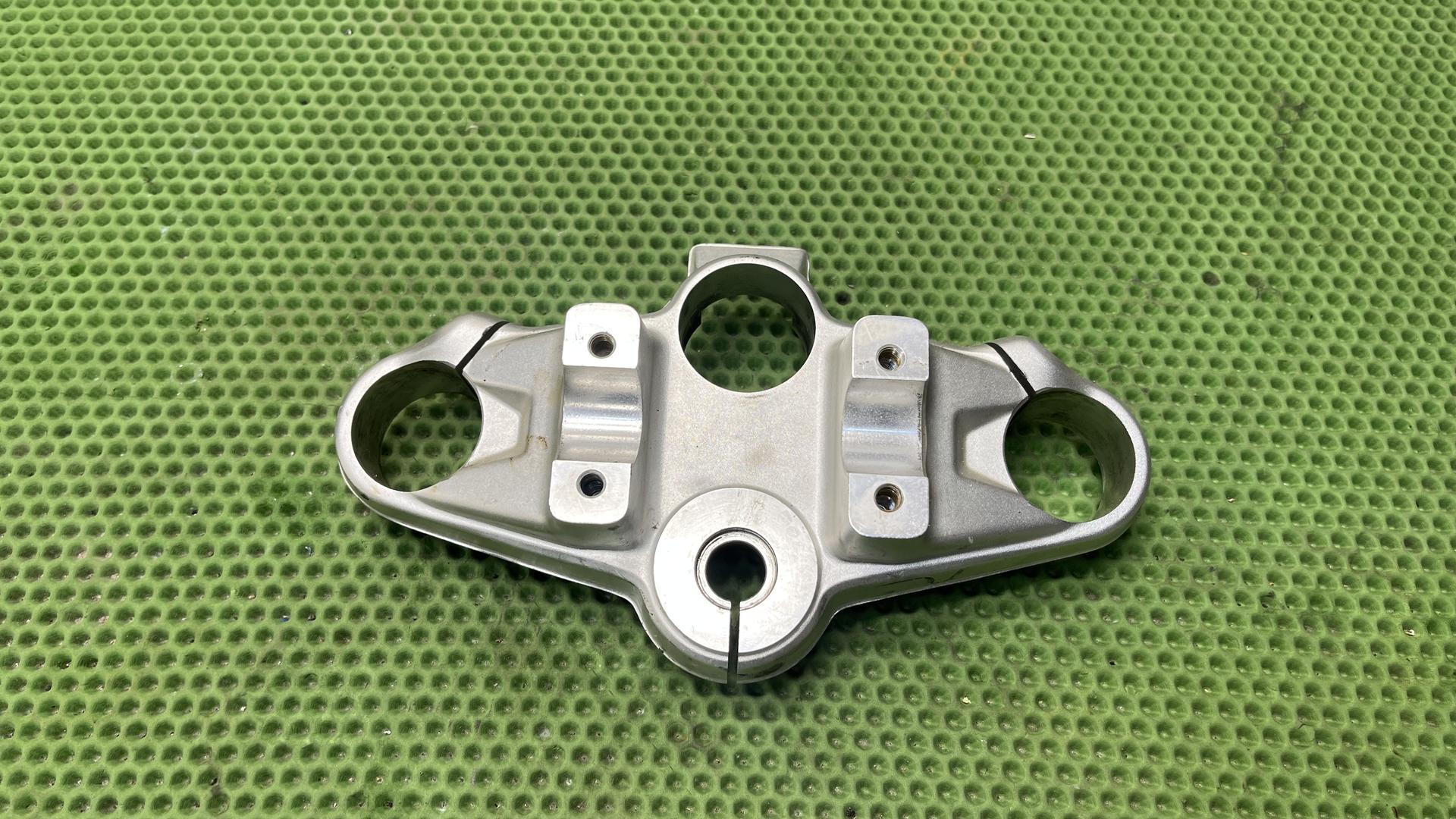 Перемычка вилки Вх 31427724538