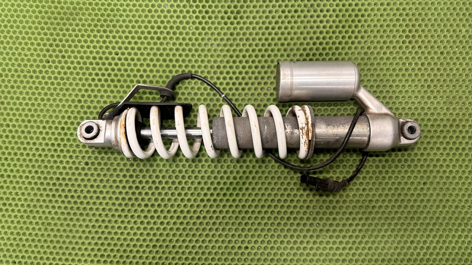 Амортизационная стойка ESA Пд 31488563284