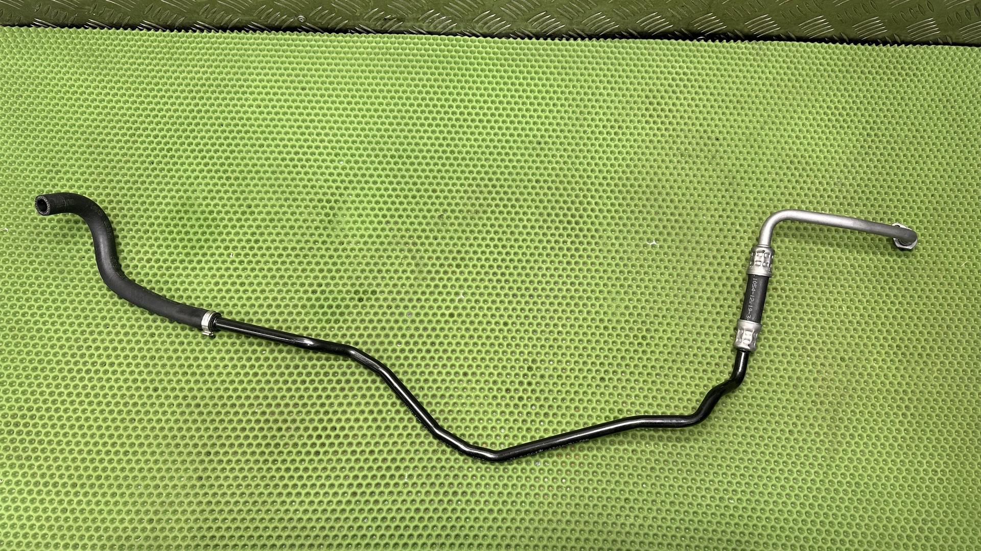 Возвратный трубопровод масляного рад. Зд 17227723507