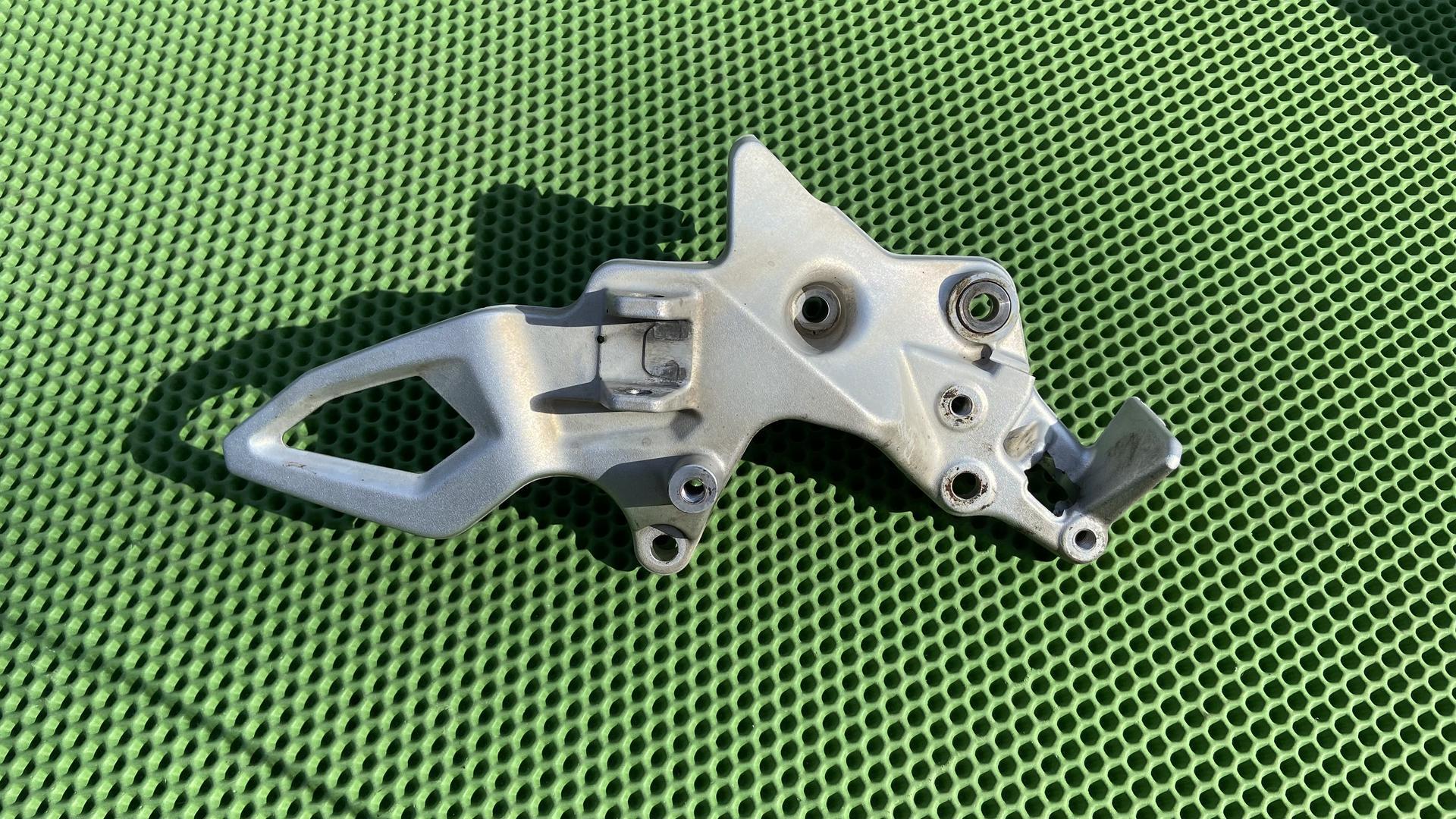 Планка упора для ног Л 46718527863