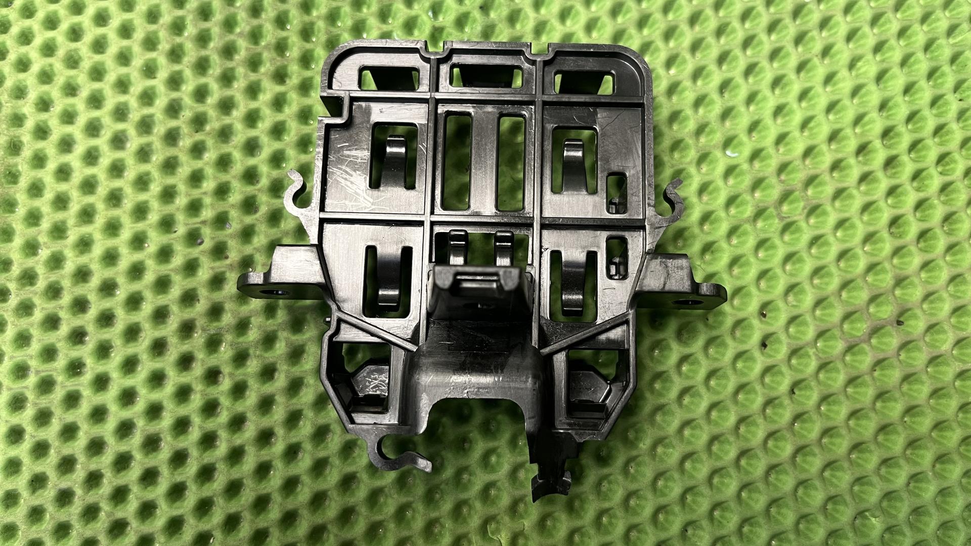 Кронштейн радара слепых зон R 1300 GS / GS Adventure  / RT / RS 61359830120