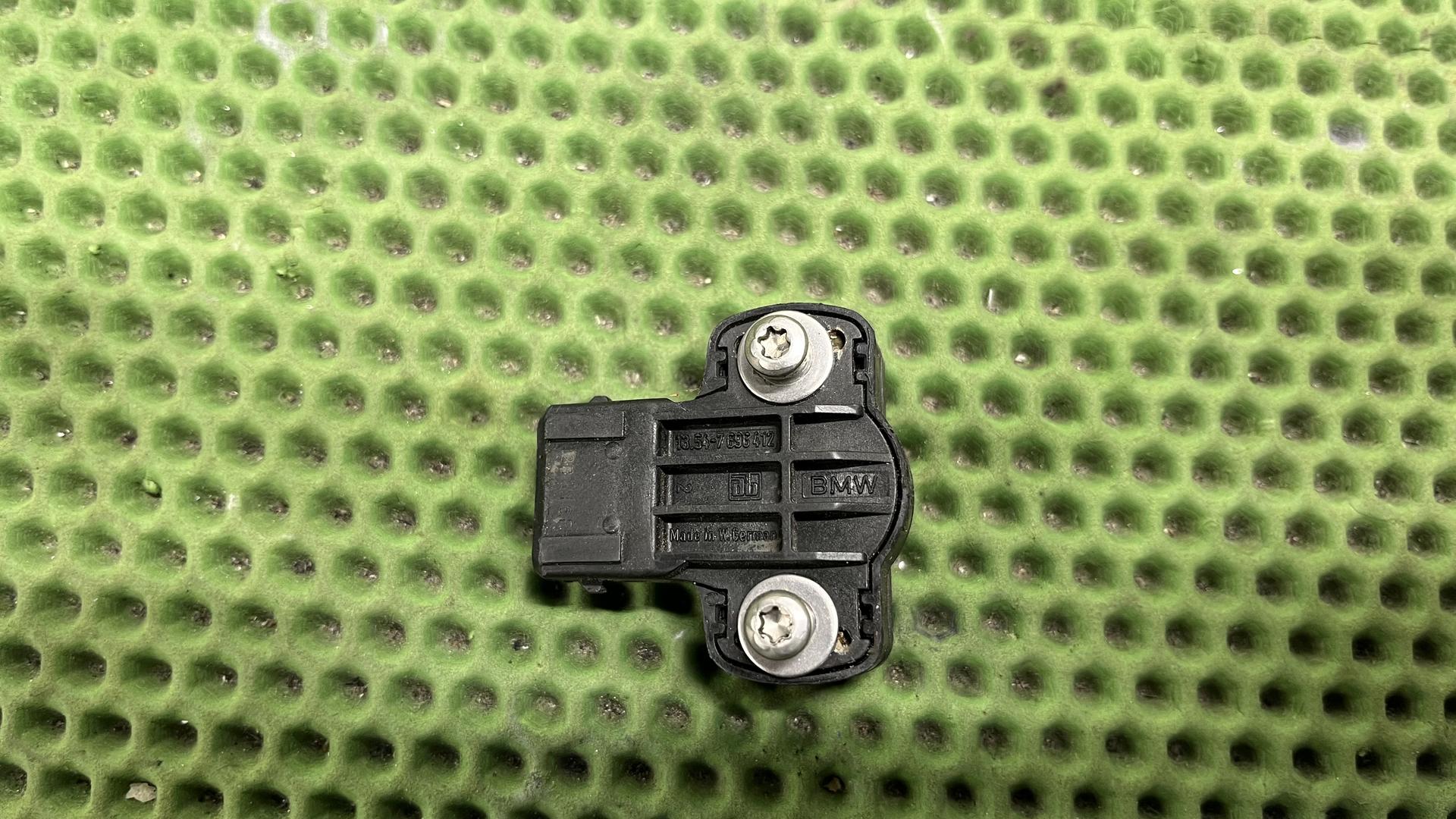 Датчик положения дроссельной заслонки 13631726591