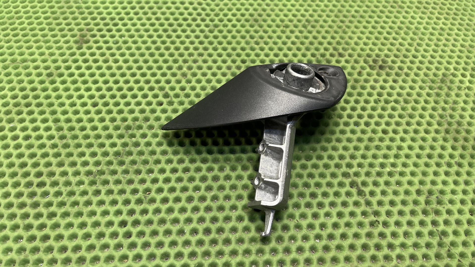 Основание зеркала k1600xx Правое 