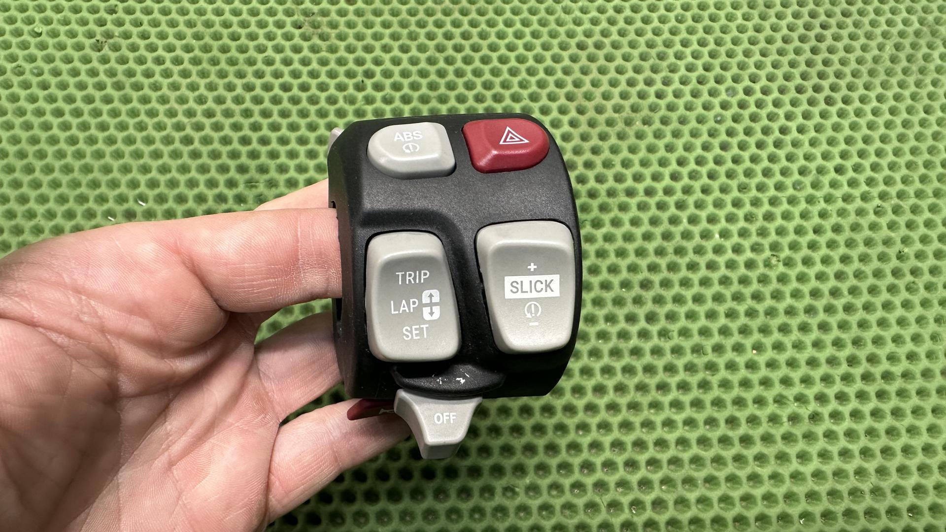 Комбинированный выключатель Л 61318549067