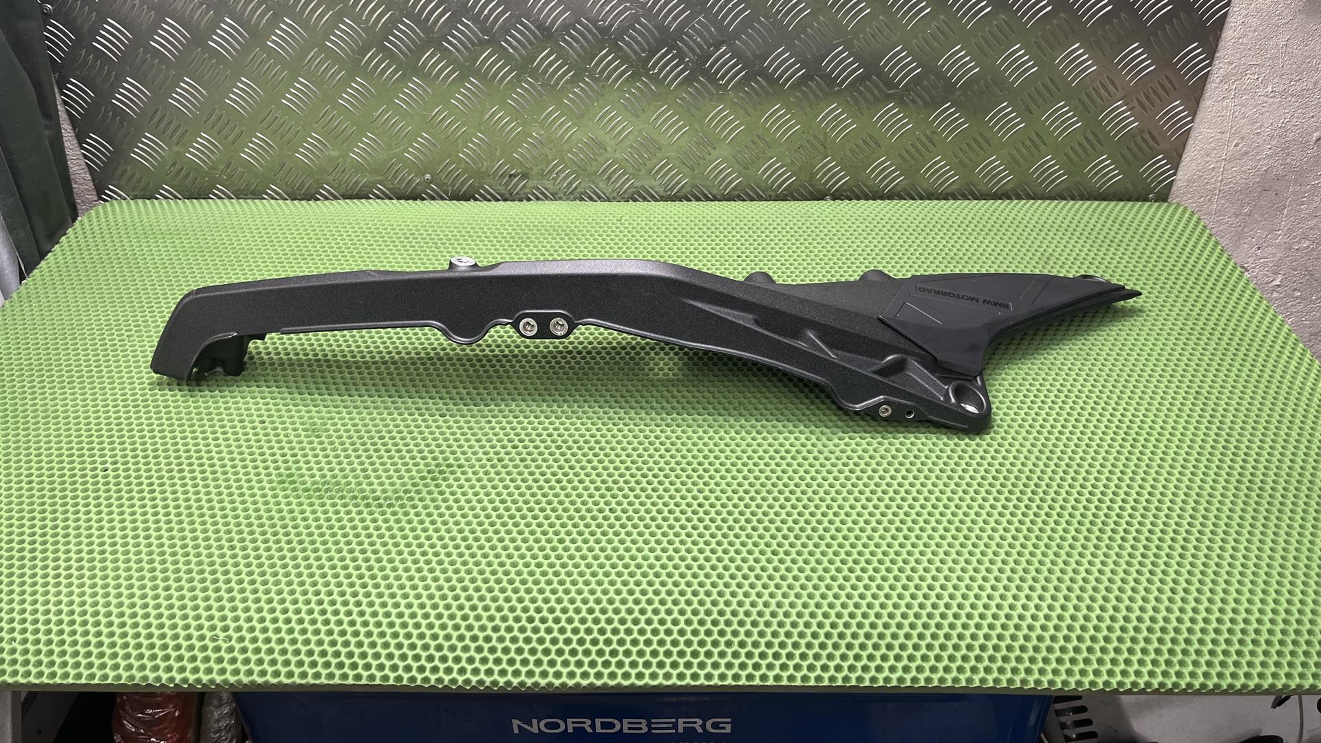 Задняя часть рамы левая R1300GS/R/RS KA1/4/5 46717923923