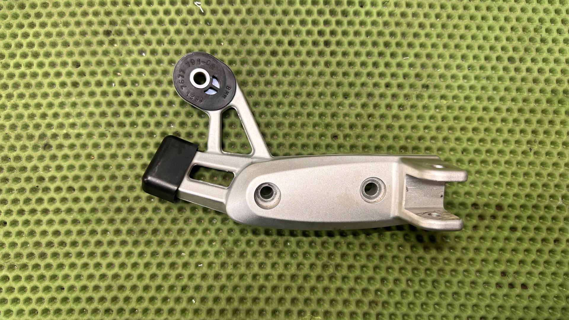 Планка упора для ног Л Зд 46717688779