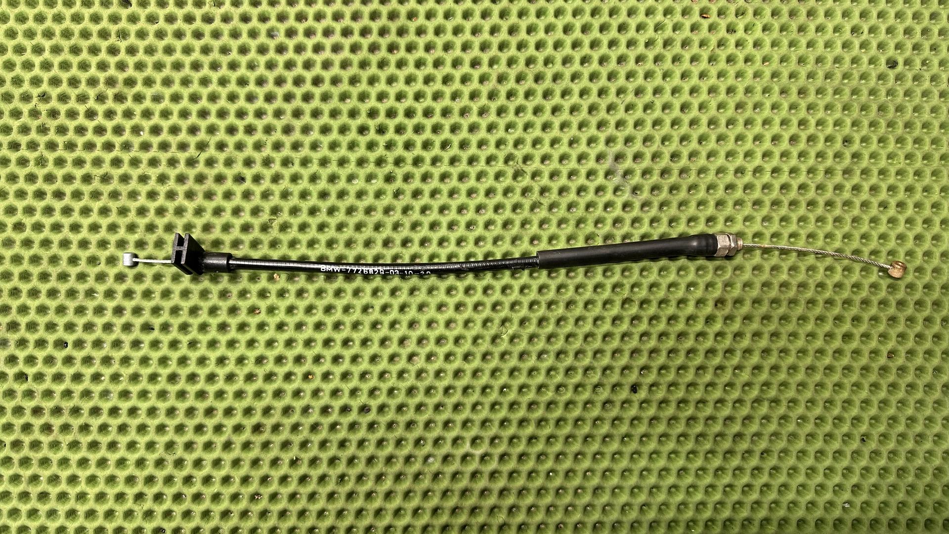 Трос заслонки глушителя (закрытие) 18517726829