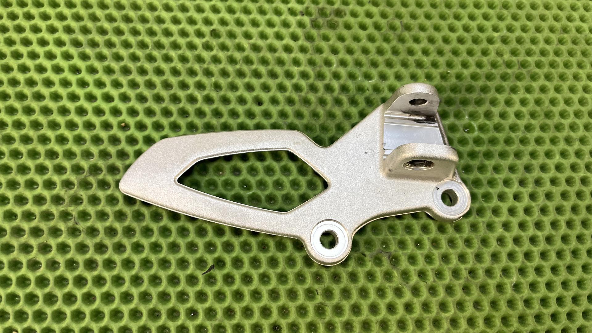 Планка упора для ног Л 46718558717