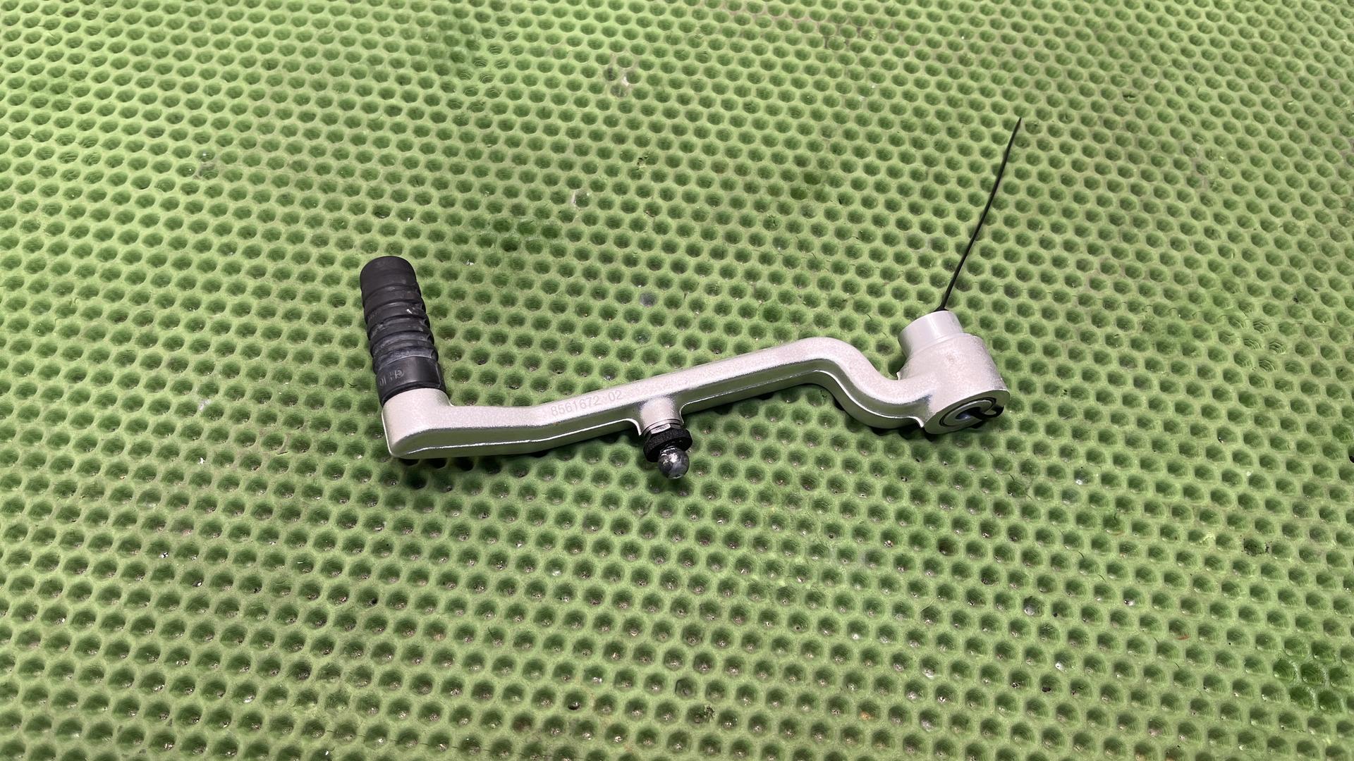 Рычаг переключения передач 23418561672