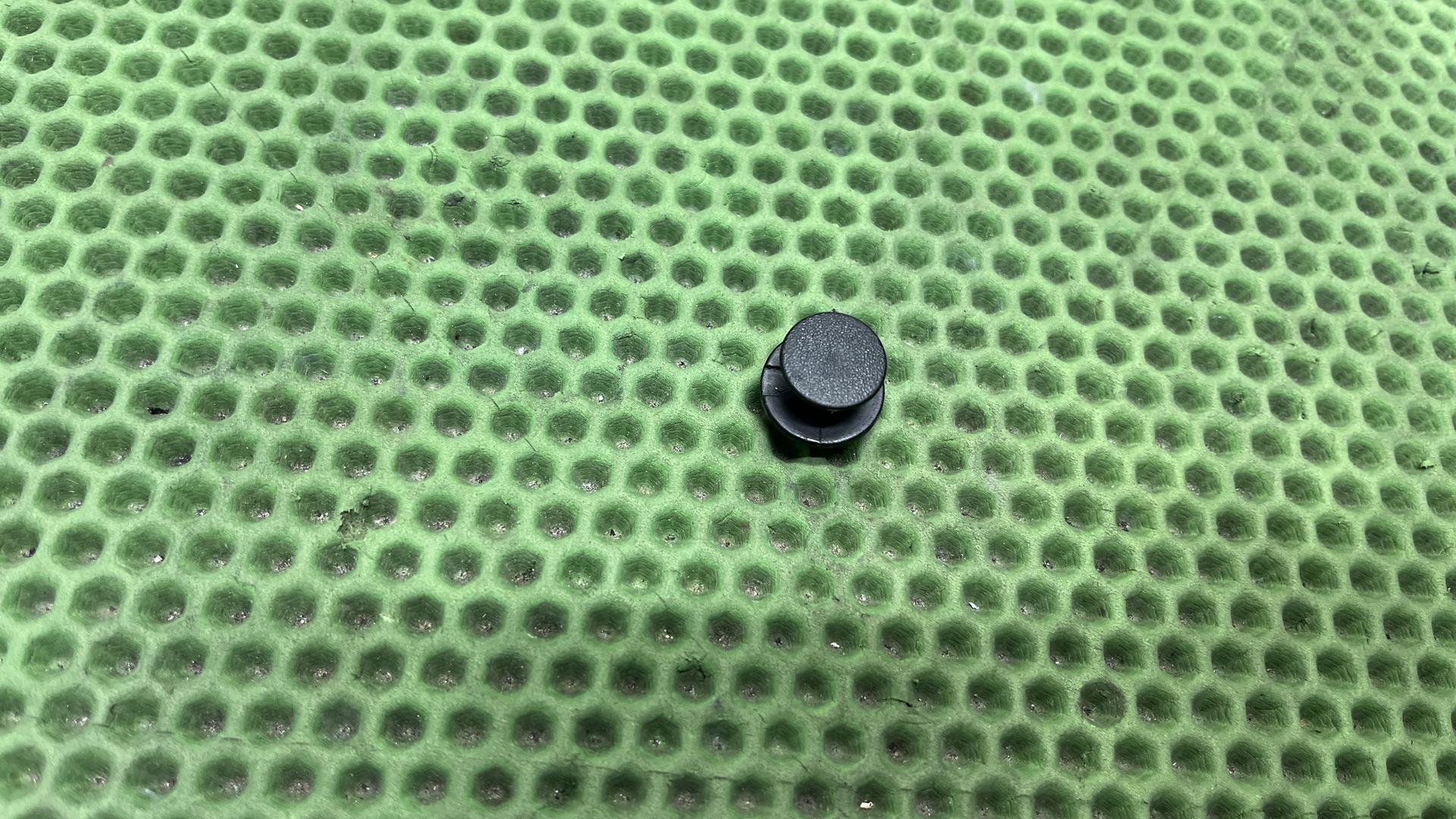 Заклепка с распорной втулкой 51481938725