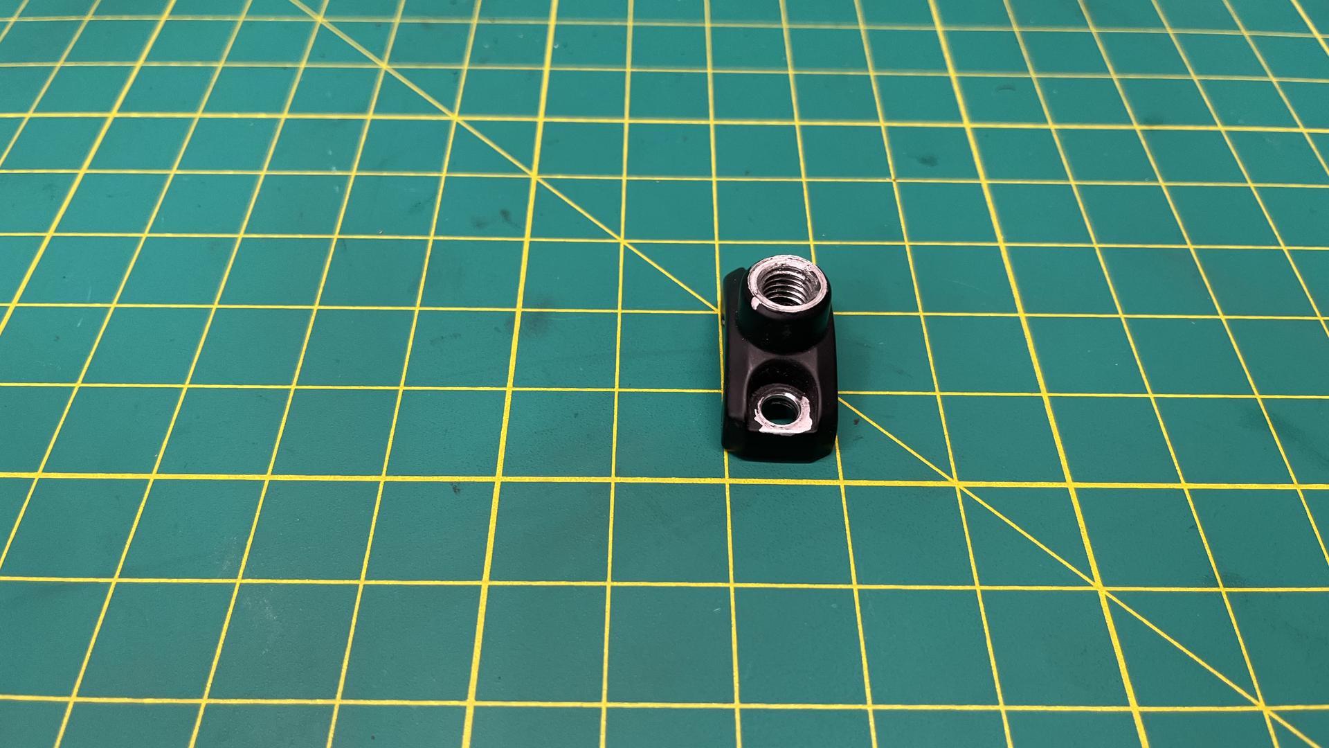 Хомут машинки тормоза/сцепления M6 с адаптером под зеркало 32728533246