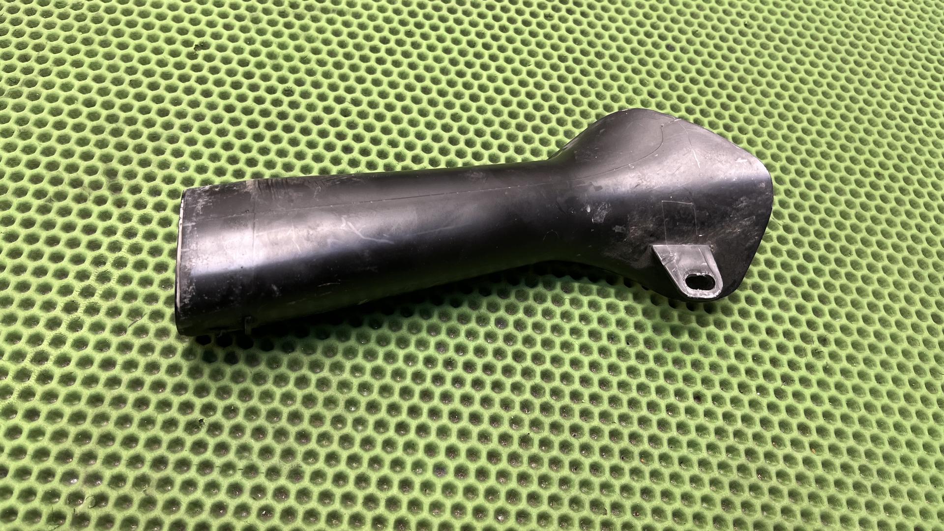 Всасывающий патрубок П 13717726802