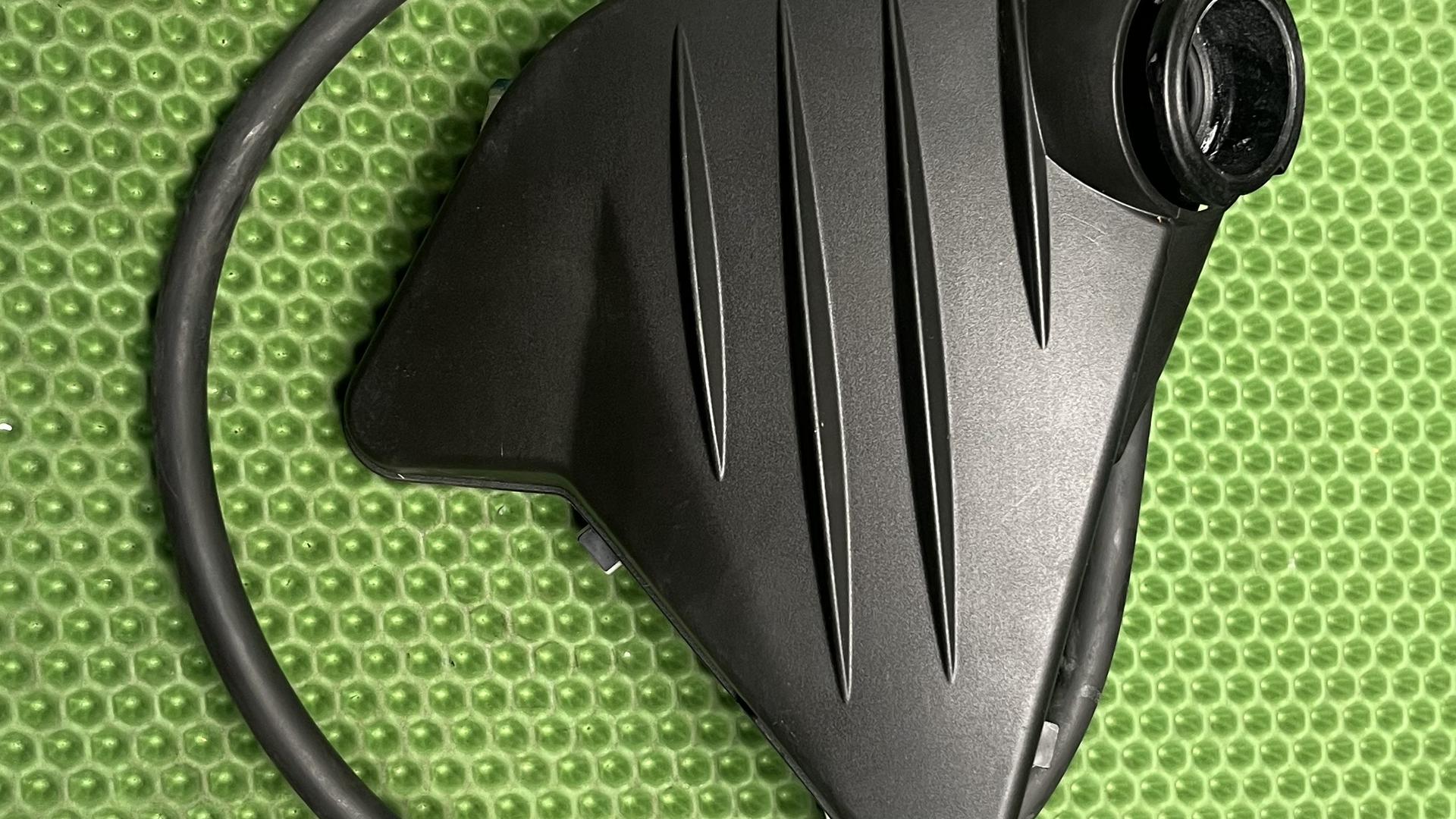 Расширительный бачок 17117698915