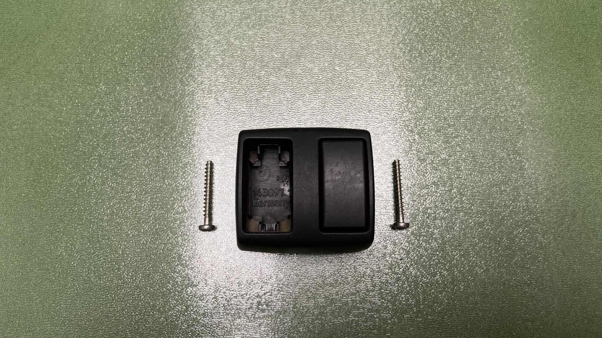 Корпус выключателя доп.света, верхняя часть 61317694892