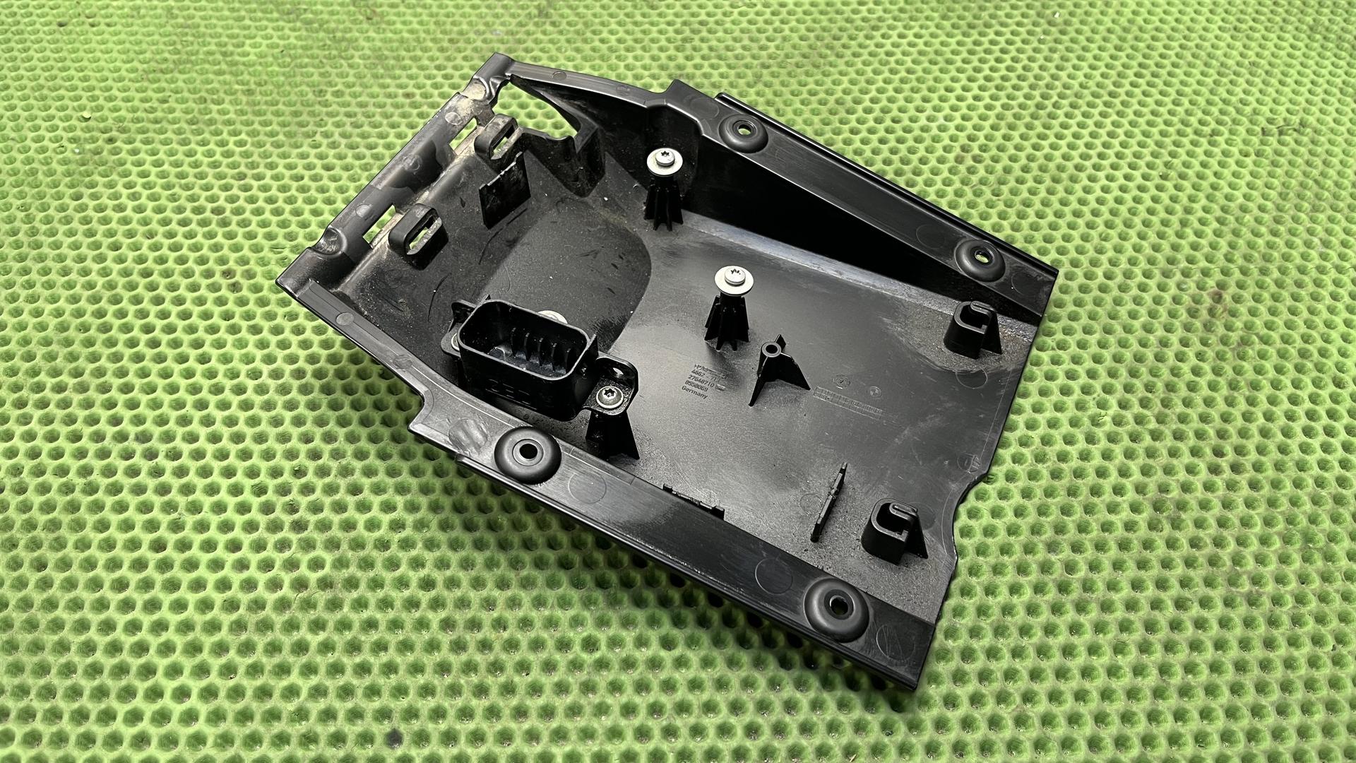 Кожух заднего колеса 46628558069