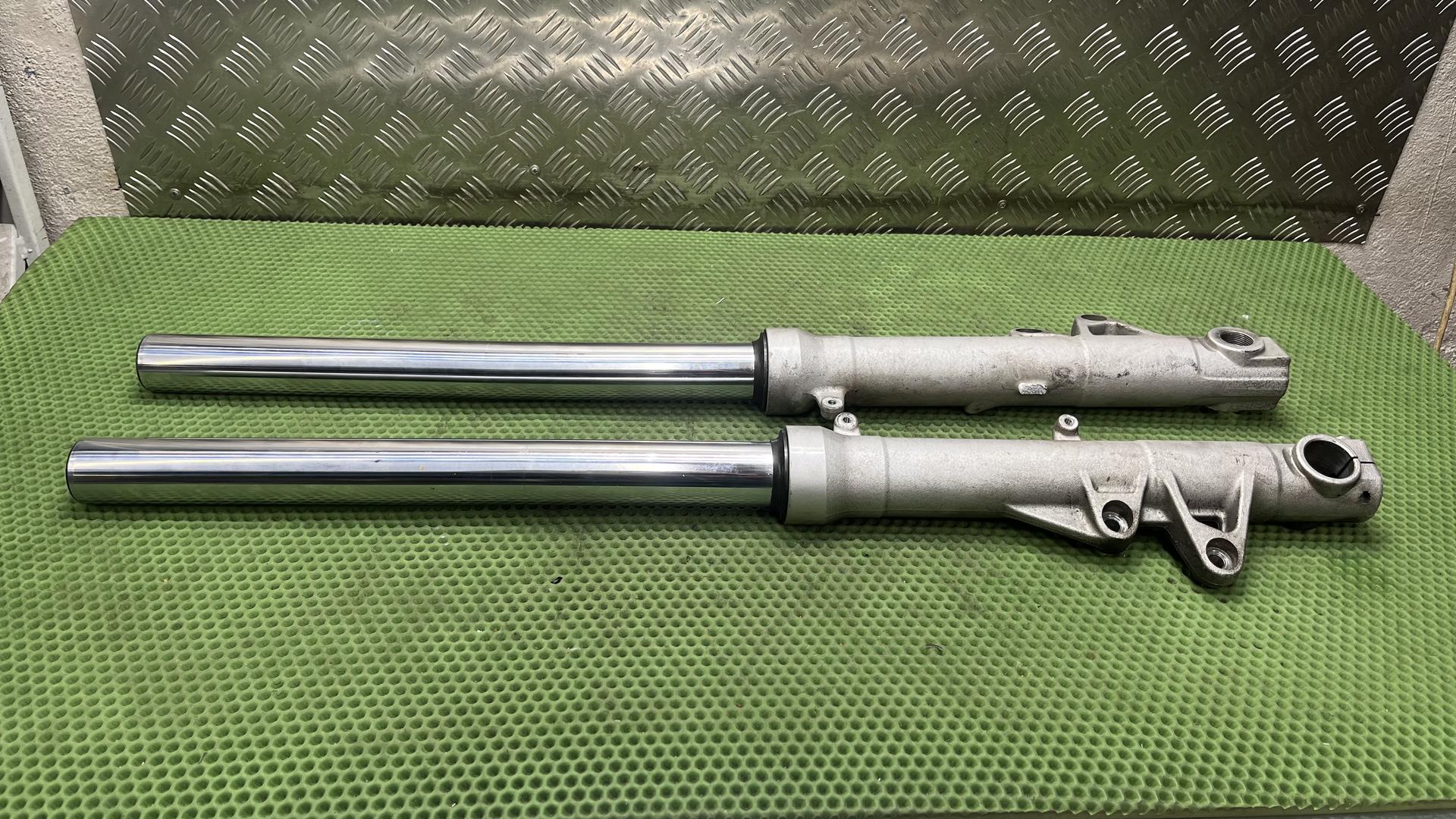 Вилка в сборе F800S ST K71 