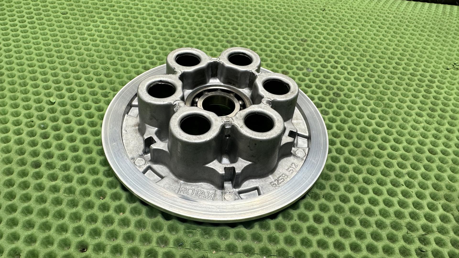 Прижимная пластина сцепления 21217690420