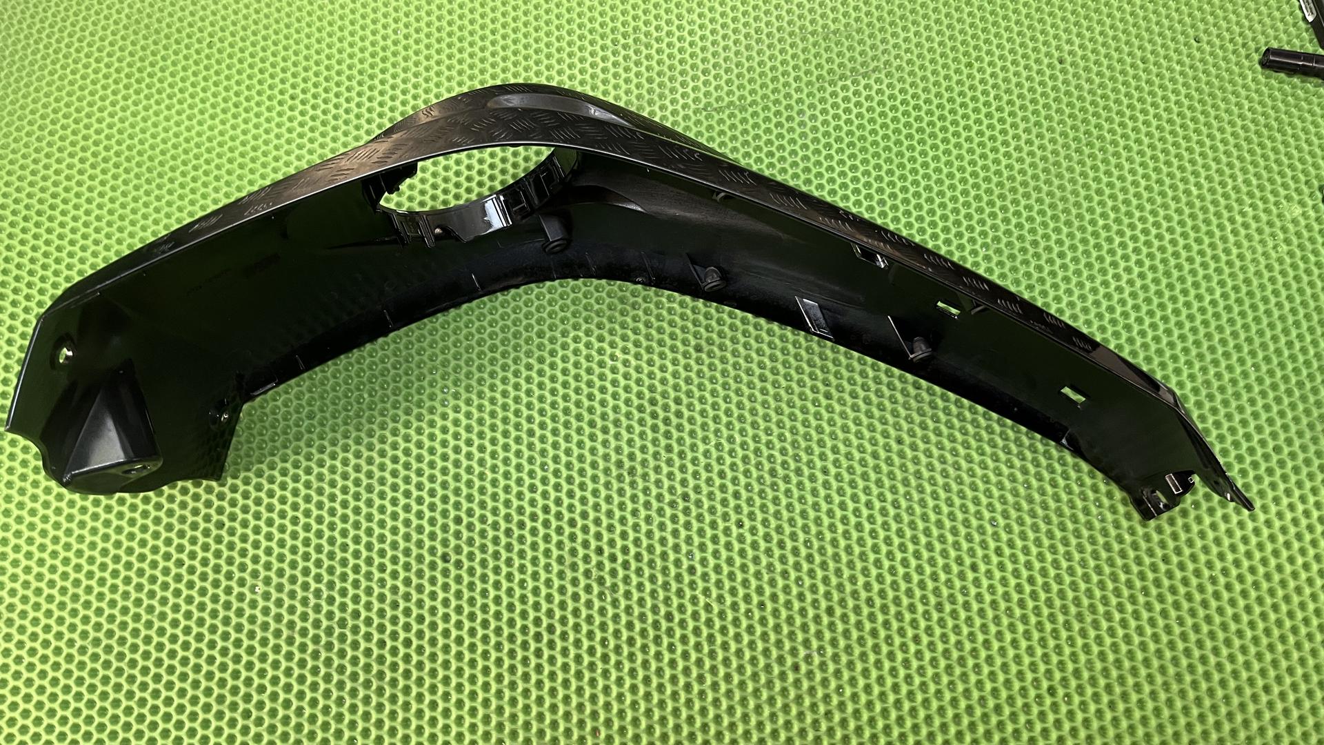 Кожух топливного бака Ср 46638533668