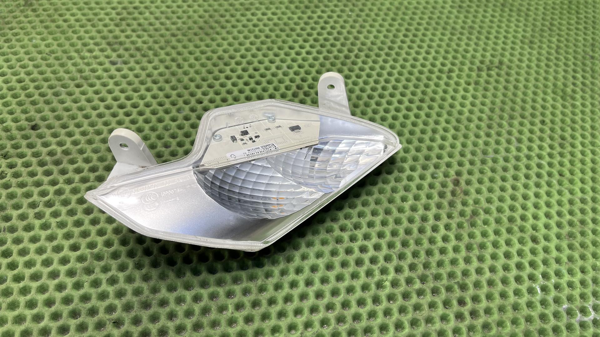 Светод.фонарь указателя поворота П Пд 63138541626