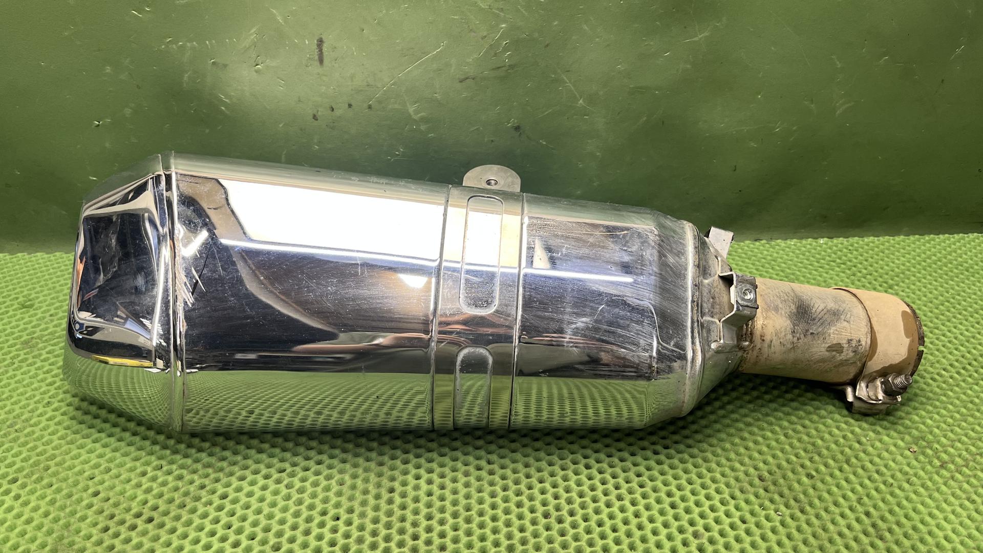 Глушитель хромированный R1250R/RS K53-54 18518559523