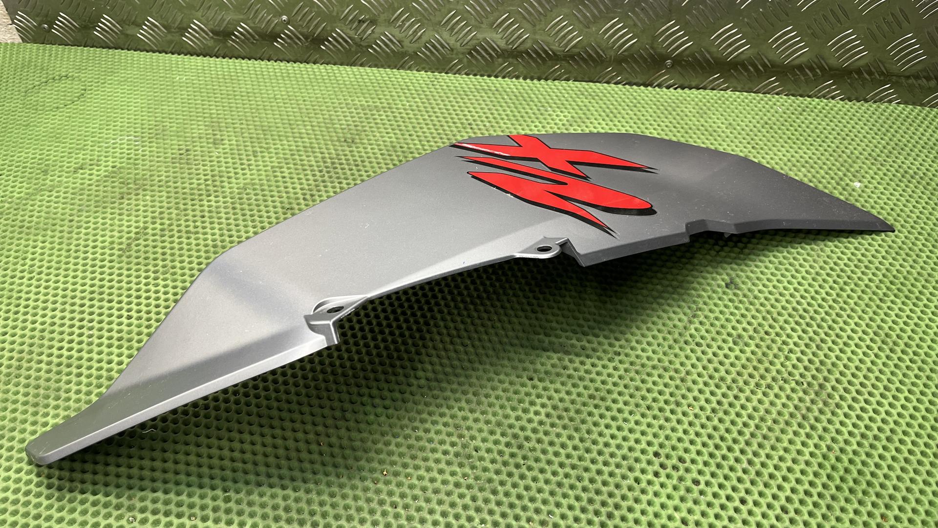 Накладка радиатора П 46638358166