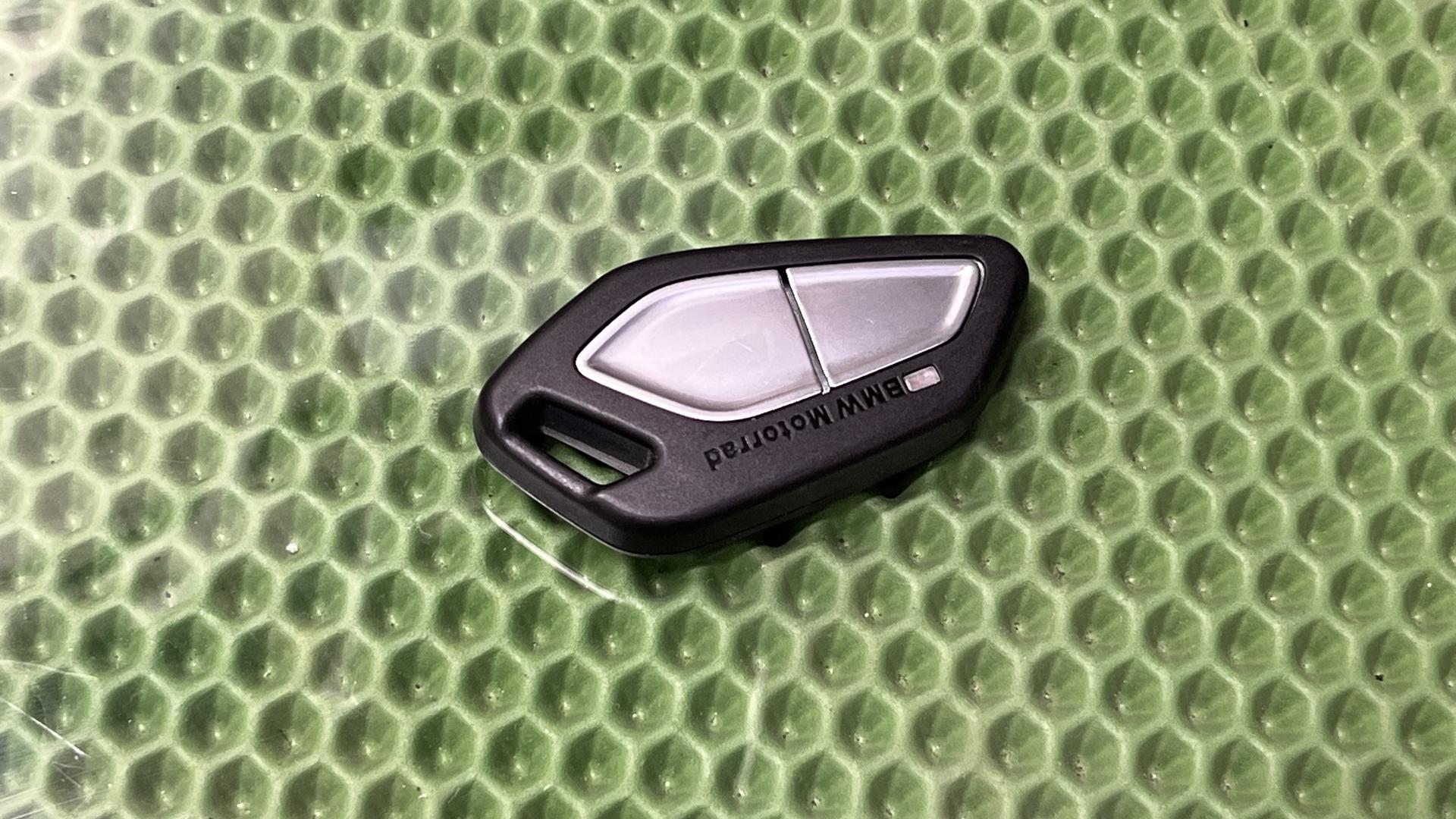 Пульт сигнализации (центрального замка) 65755a69605