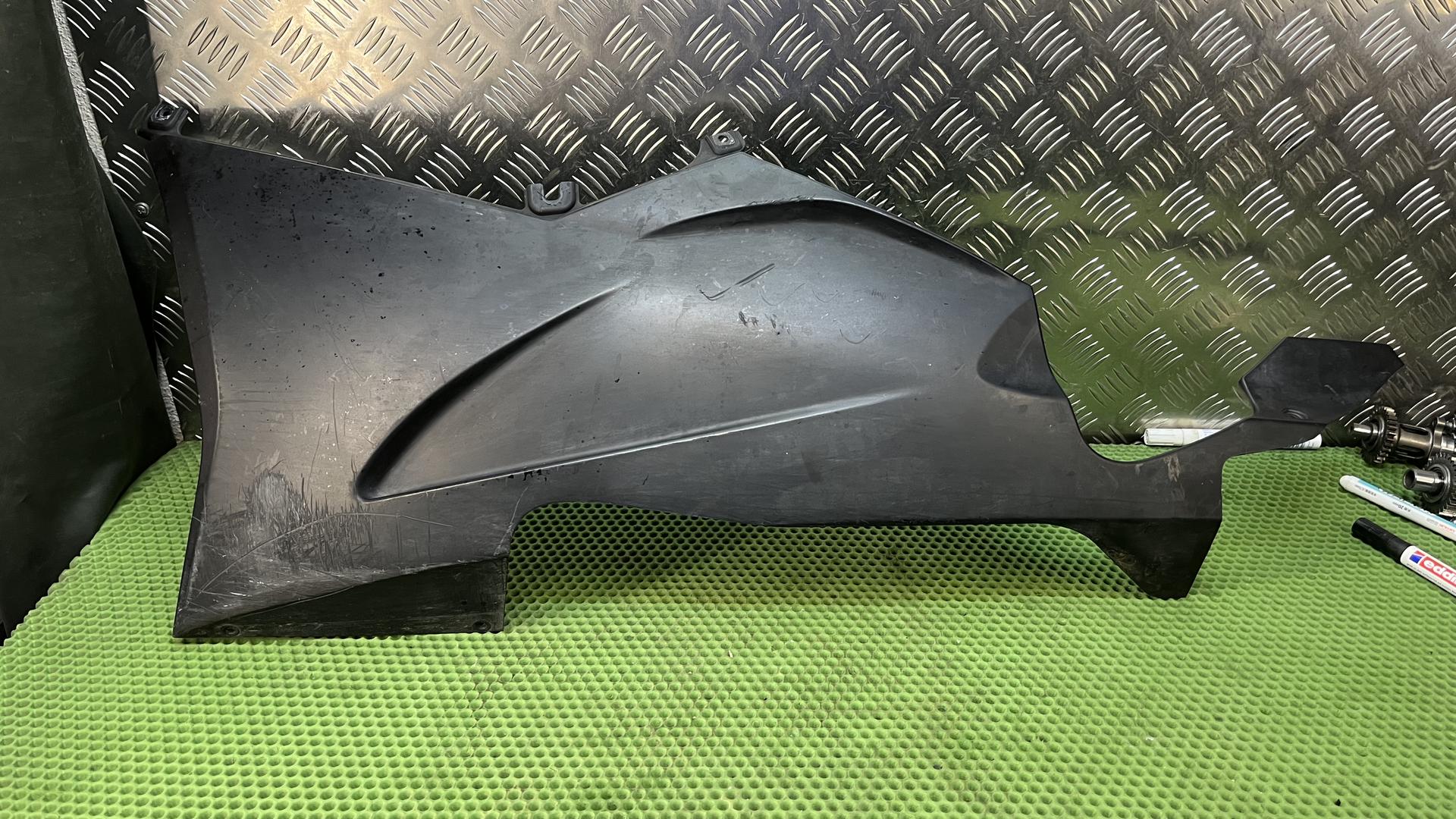 Спойлер двигателя Л 46637719039