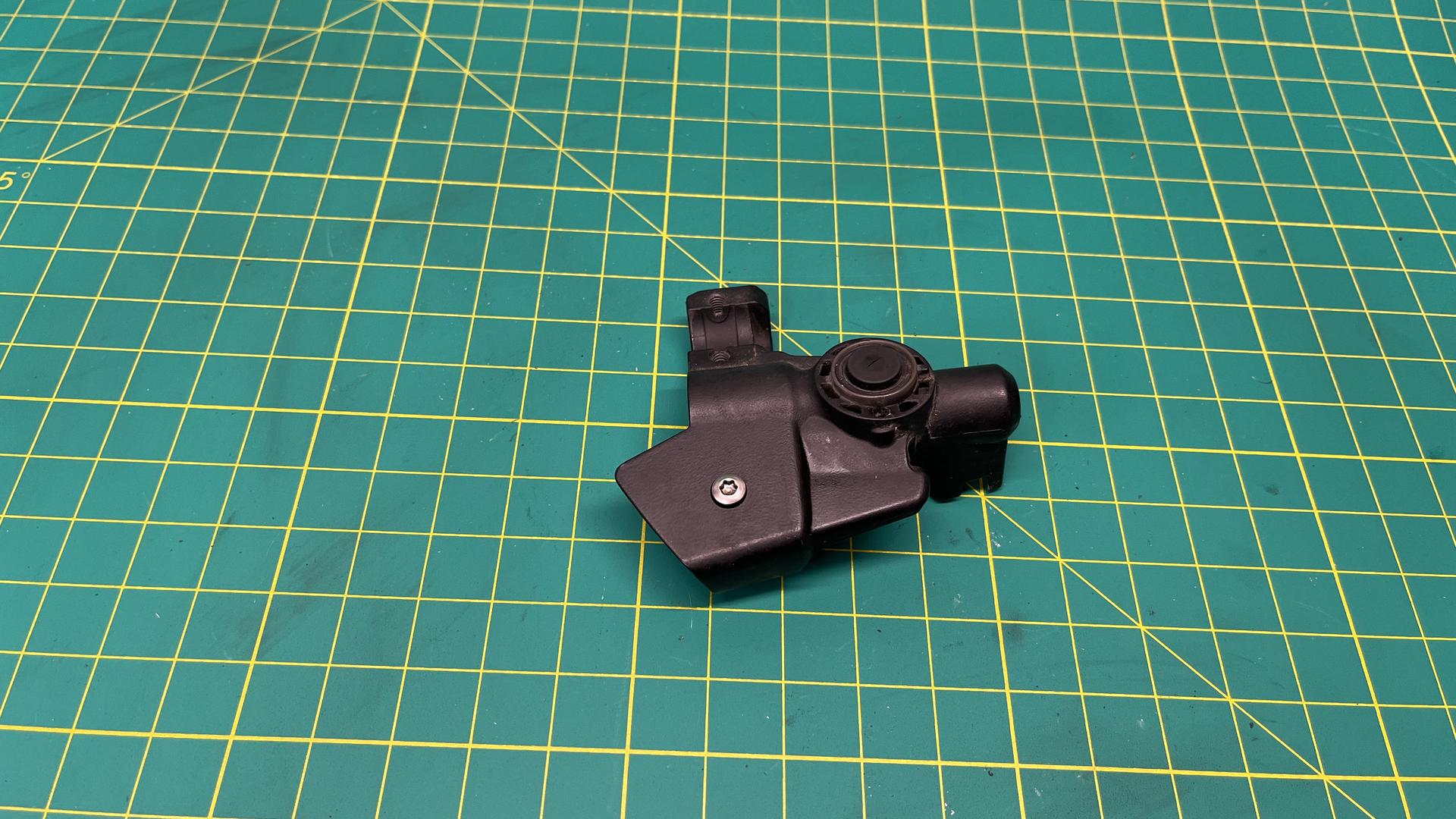 Арматура ручного тормоза дымчатое стекло 32728530055