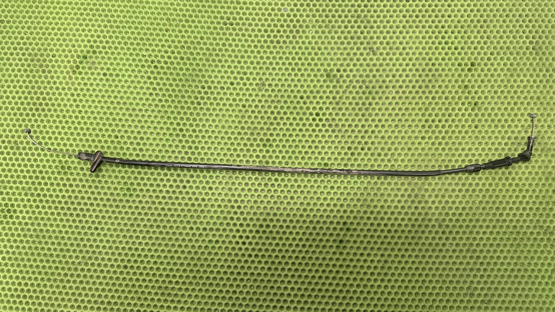 Трос газа K1300R 32737713446