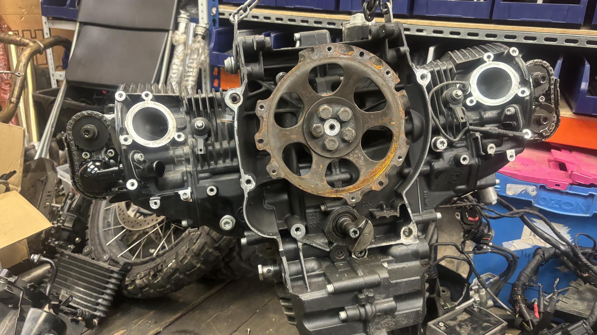 Двигатель 122EJ черный RnineT (с 2016 г.) 11008558428