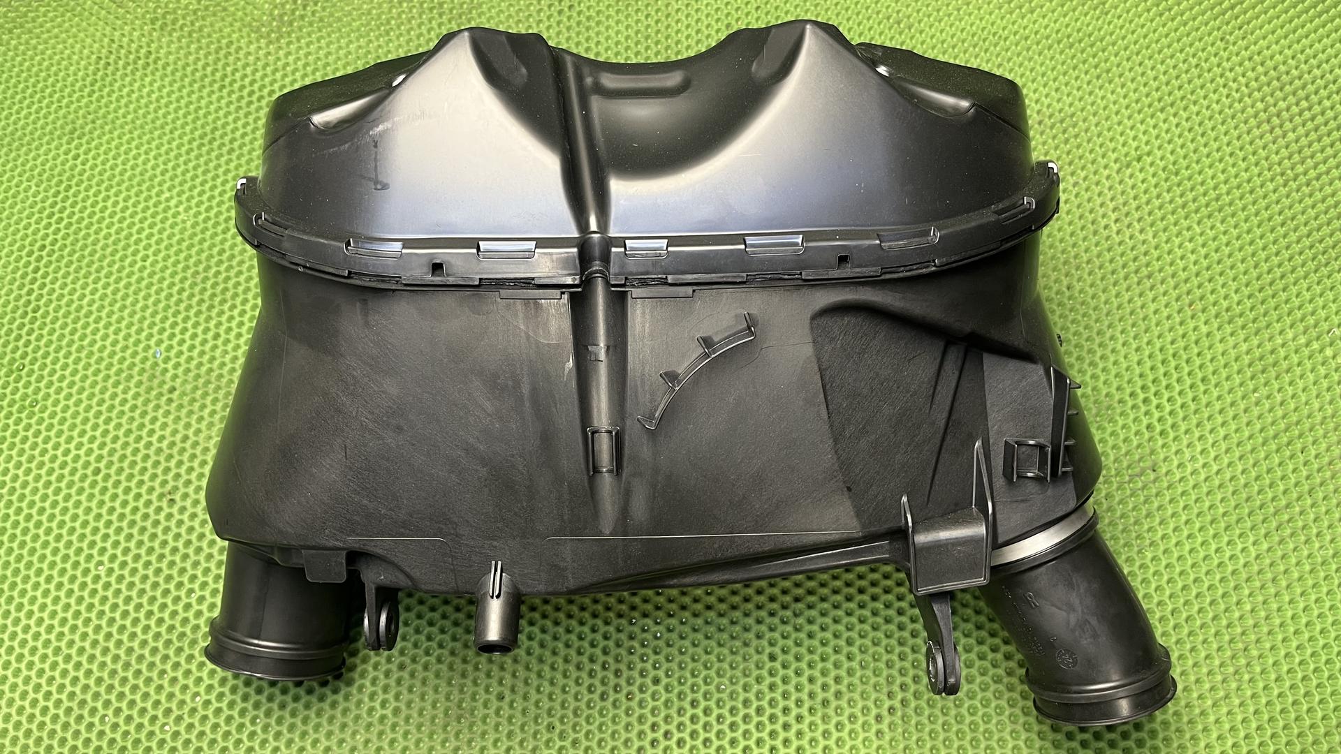 Корпус воздушного фильтра (айрбокс) R1300GS/GSA/RT KA1-3 13719829383