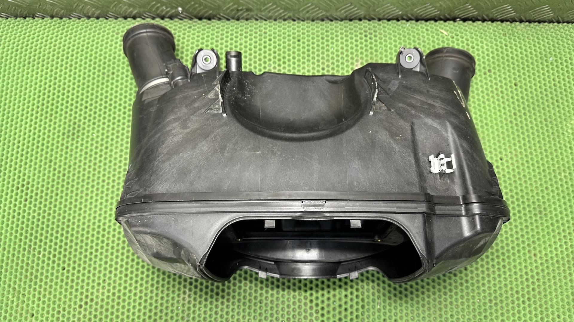 Глушитель шума всасывания воздуха 13717726792