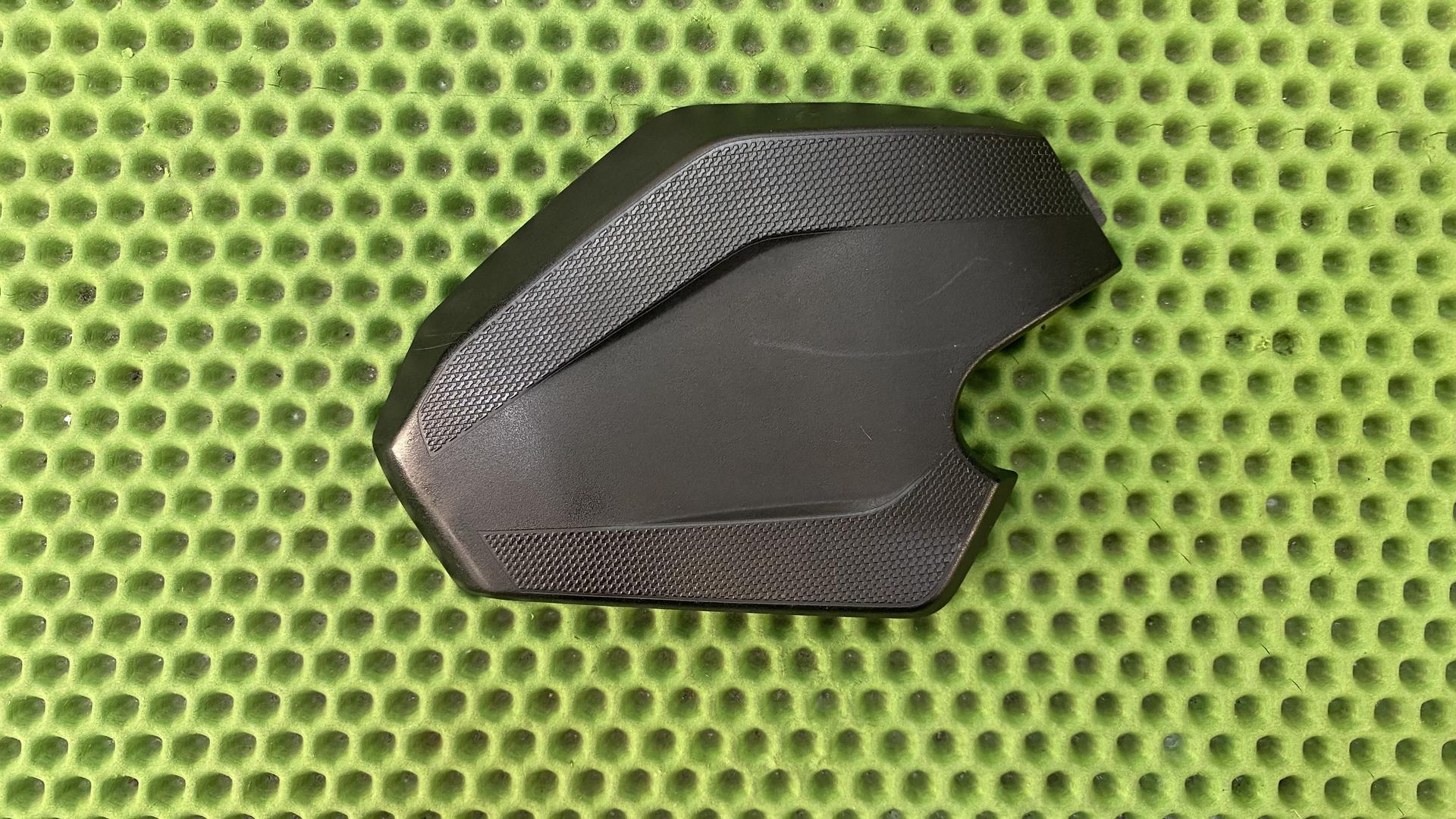 Защита крышки КПП K1600 46638560711