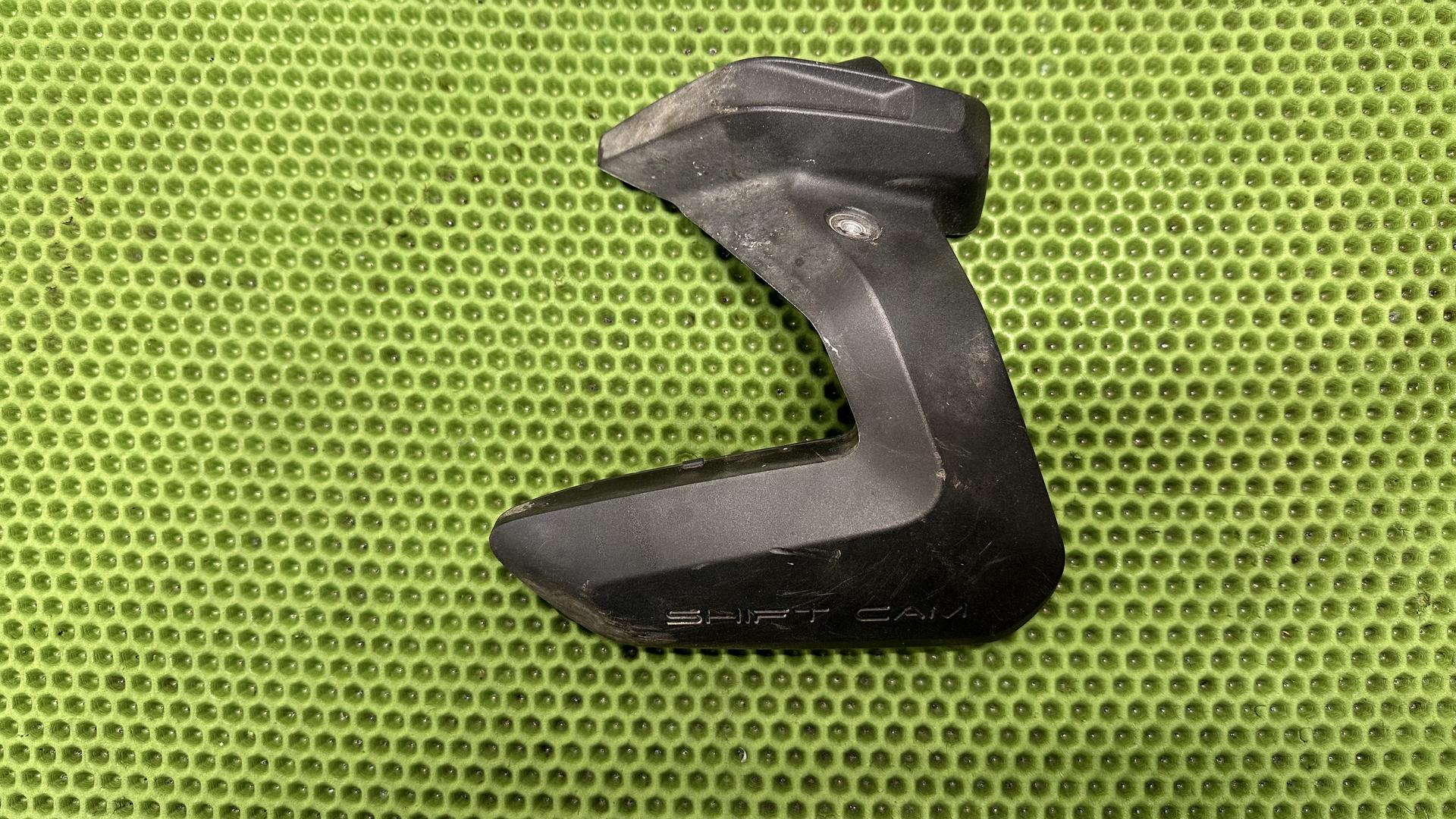 Кожух катушек зажигания Л 11128394385