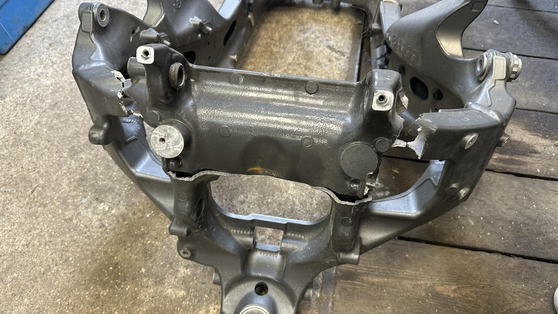 Основная рама с VIN (monolith met.) 46511540543