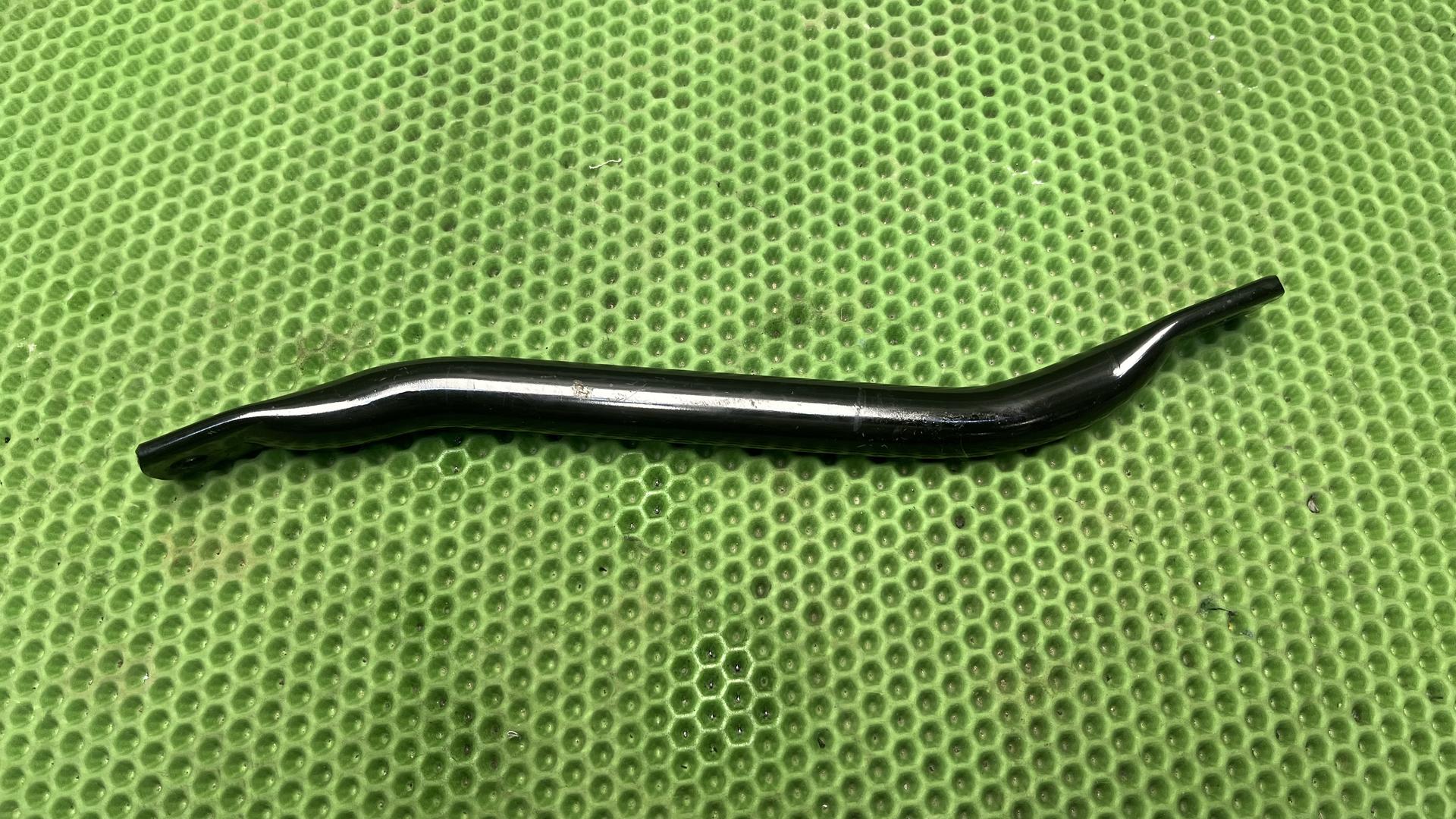 Растяжка рамы левая R1200RT K26 46517671869