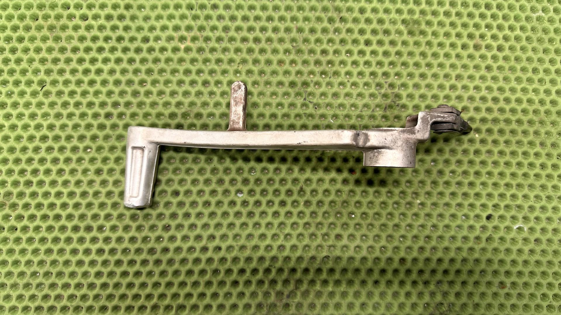 Педаль тормоза F800 35217688854