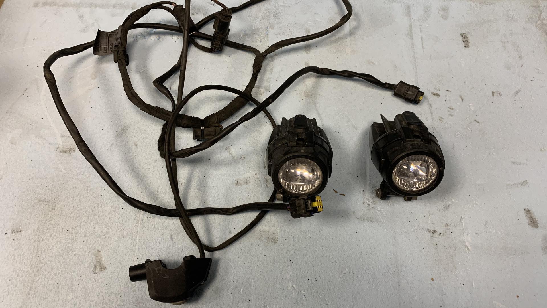 Расширенный каталог деталей в наличии с указанием фотографий и состояния. дополнительно Вы
                                сможете настроить фильтры вывода по ряду параметров